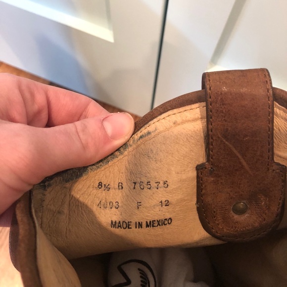 Frye Melissa Button Heeled Boots 8.5 - Picture 6 of 8